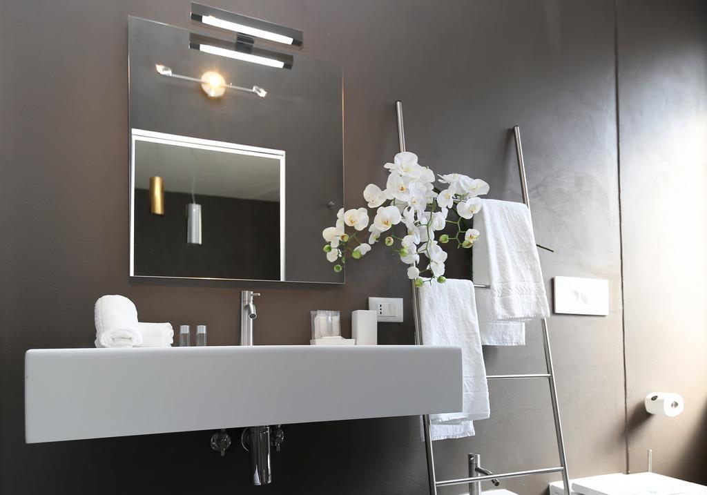 Residenza Crescenzio Hotel Rome Room photo