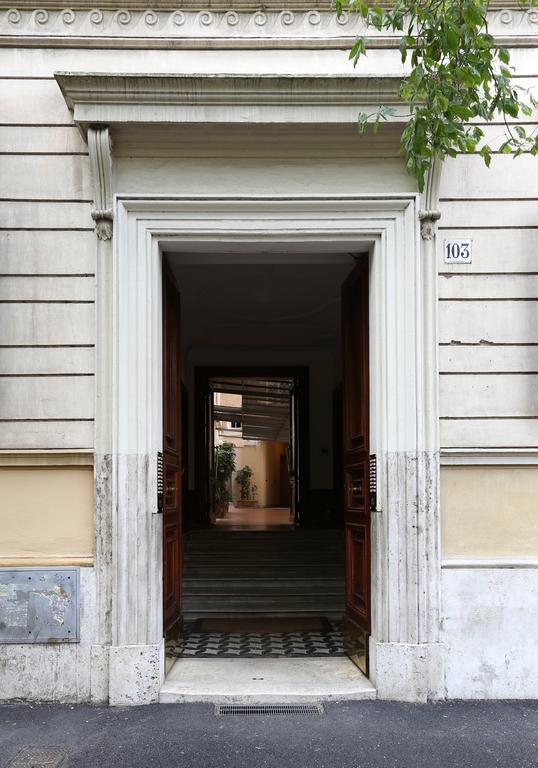 Residenza Crescenzio Hotel Rome Exterior photo