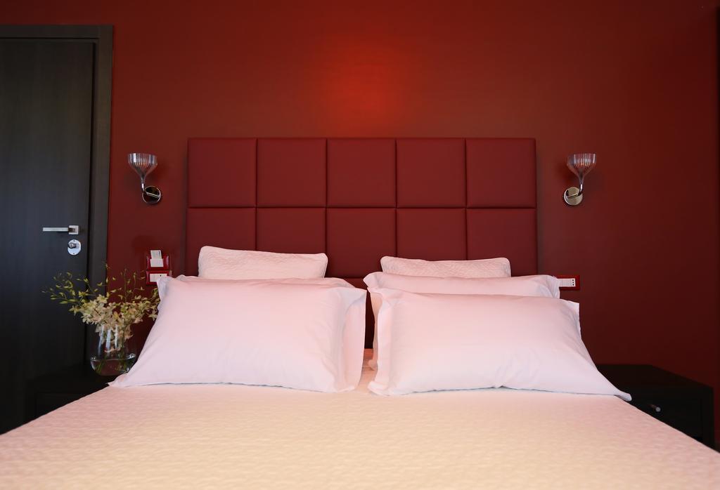 Residenza Crescenzio Hotel Rome Room photo